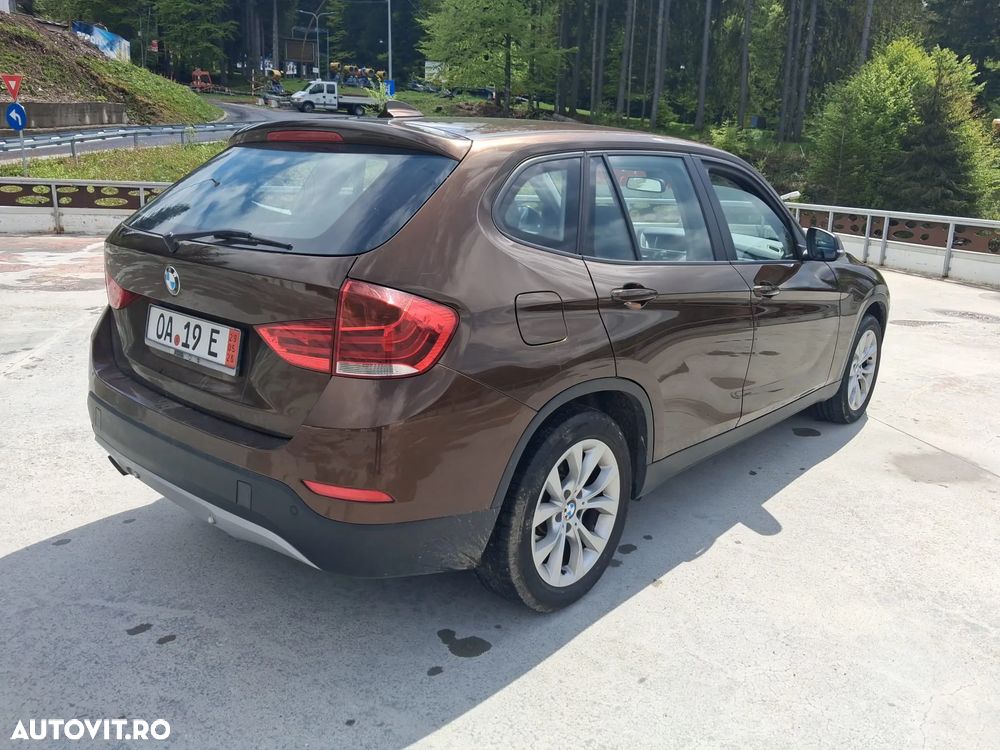 BMW X1 xDrive18d Sport Line - 4