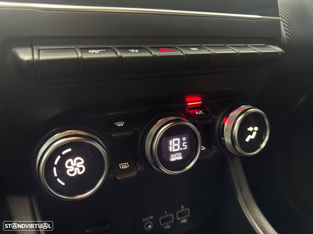 Renault Captur 1.0 TCe RS Line - 27