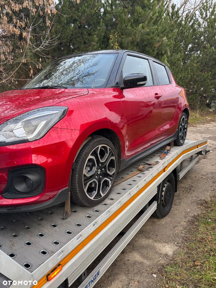 Suzuki Swift - 1