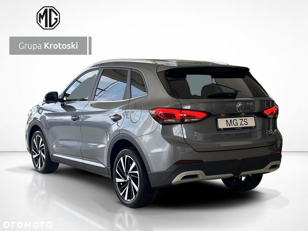 MG ZS Hybrid+ - 5