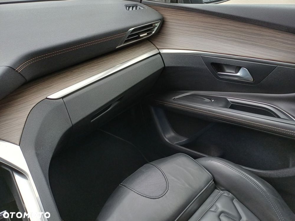 Peugeot 3008 1.2 PureTech GT Pack S&S EAT8 - 25