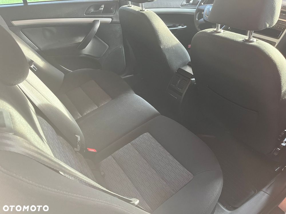 Skoda Octavia 1.4 TSI Ambiente - 5