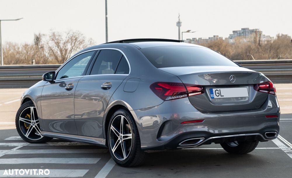 Mercedes-Benz A 220 4Matic 7G-DCT AMG Line - 8