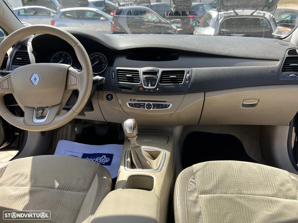 Renault Laguna Break 1.5 dCi Confort - 24