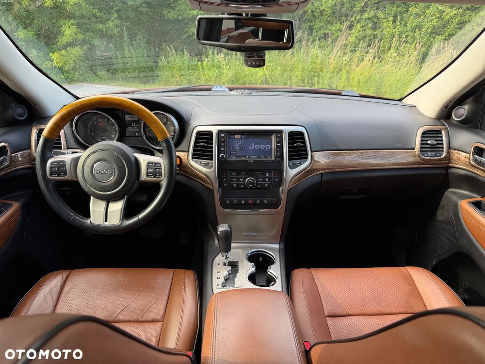 Jeep Grand Cherokee - 20