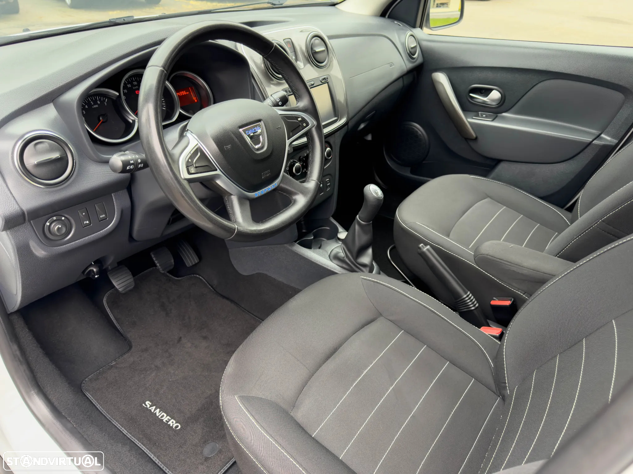 Dacia Sandero 0.9 TCe Stepway - 6