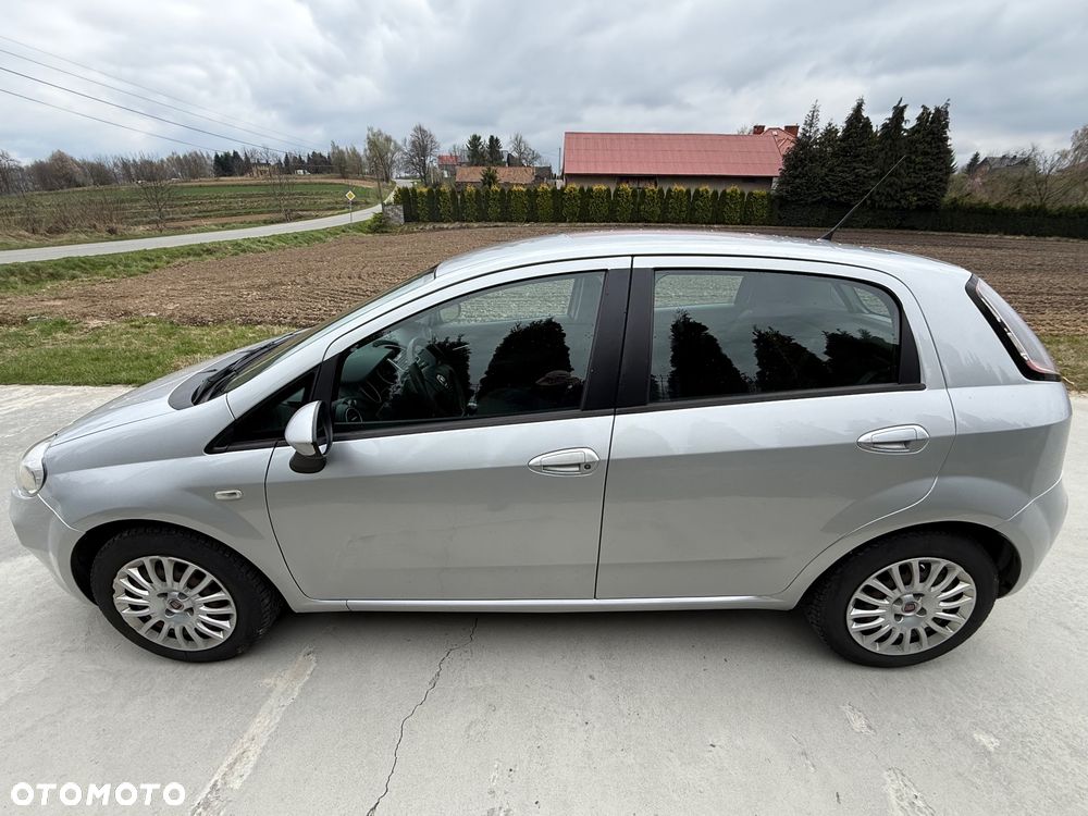 Fiat Punto 2012 - 8
