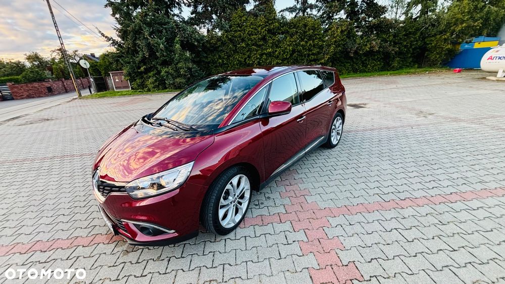 Renault Grand Scenic - 11
