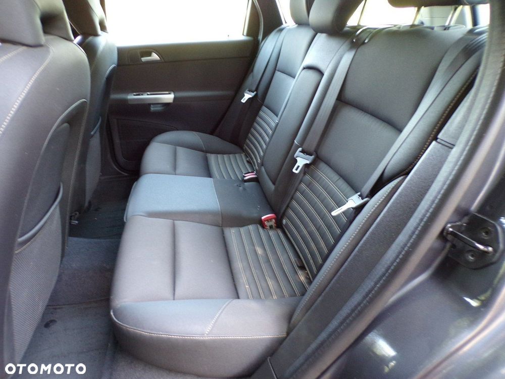 Volvo V50 - 28
