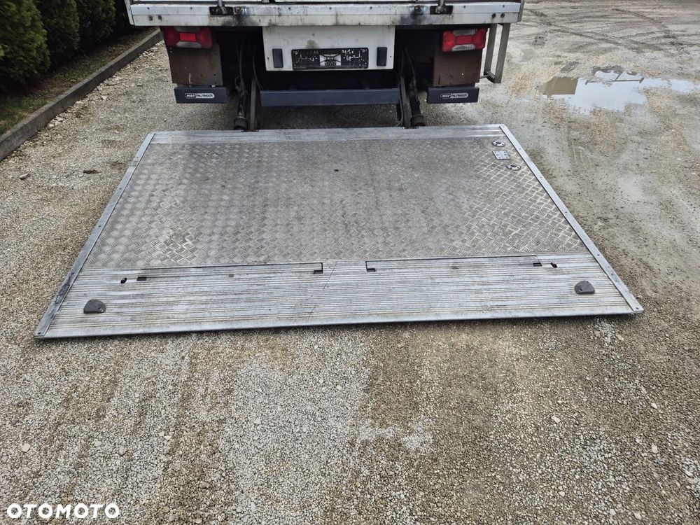 Winda palfinger 1000kg ,typ 1000AQ, Iveco, blat 180cm, 2013 rok, stan idealny! - 13