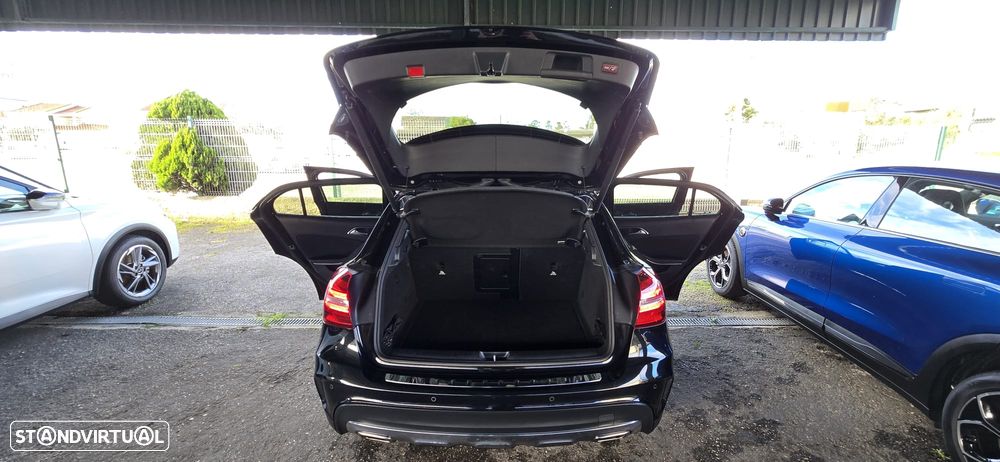 Mercedes-Benz GLA 200 d 7G-DCT AMG Line - 31