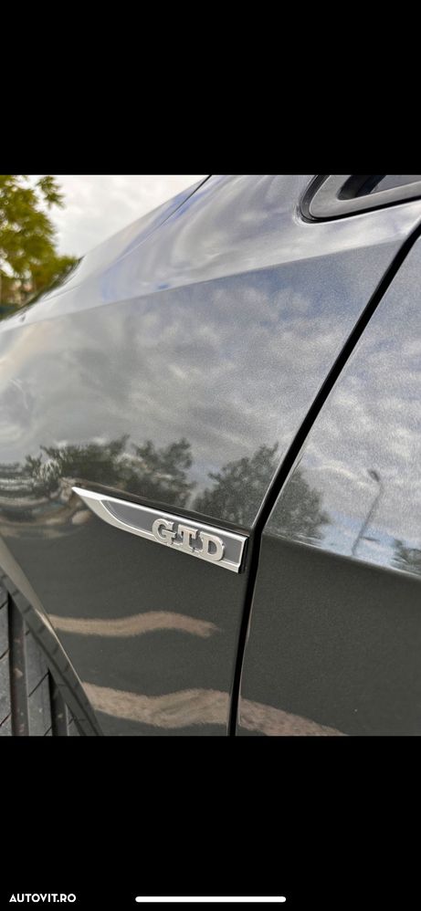 Volkswagen Golf GTD 2.0 TDI SCR DSG - 10