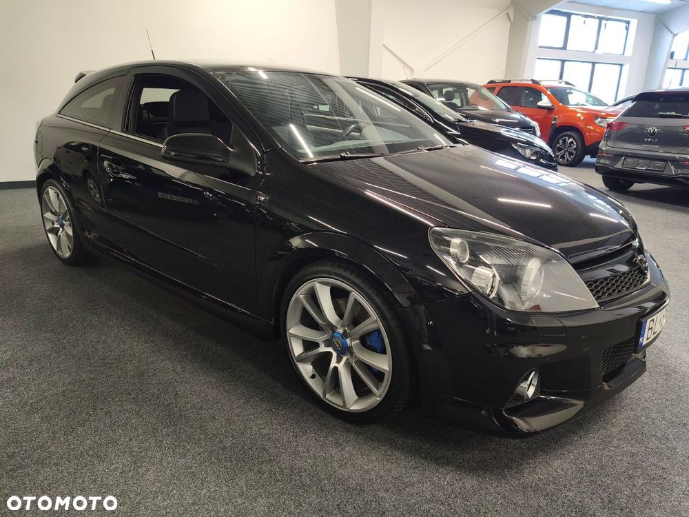 Opel Astra OPC - 2