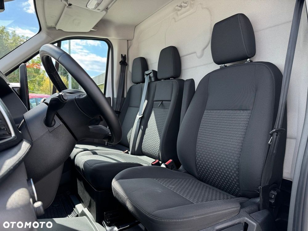 Ford e-transit 350 L4H3 - 12