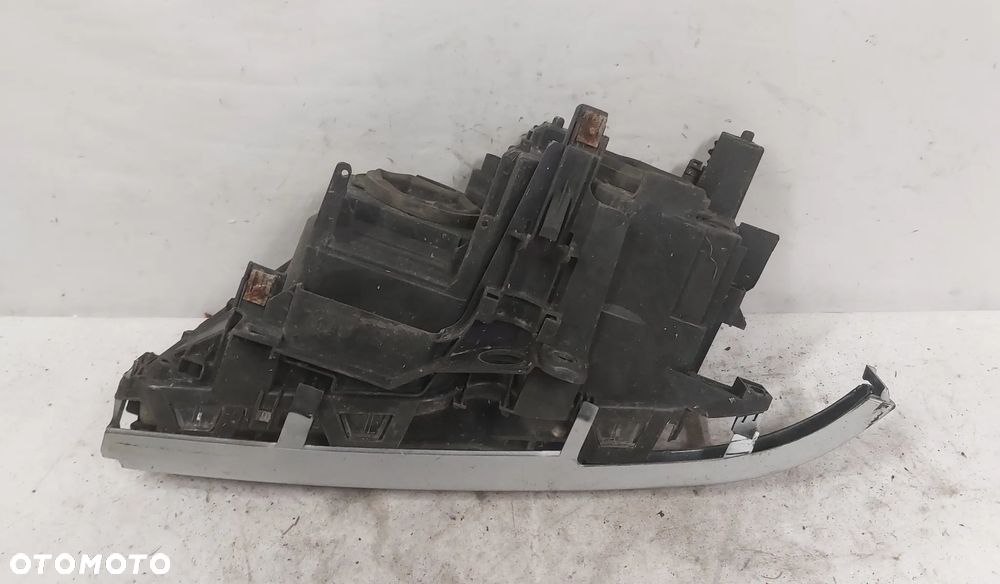 .  LAMPA PRZOD PRZEDNIA PRAWA BMW E46 - 5