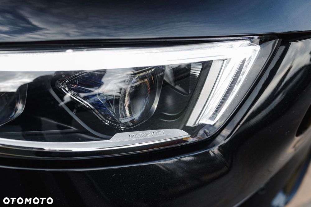 Mercedes-Benz CLS - 5