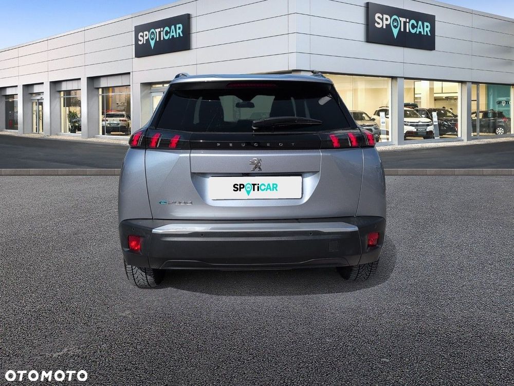 Peugeot 2008 - 6