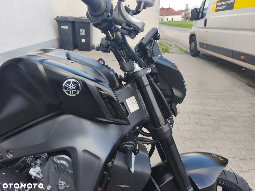 Yamaha MT - 19