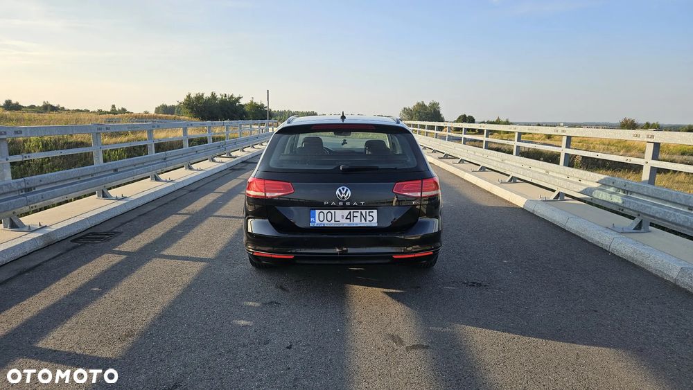 Volkswagen Passat 1.6 TDI BMT Comfortline - 8