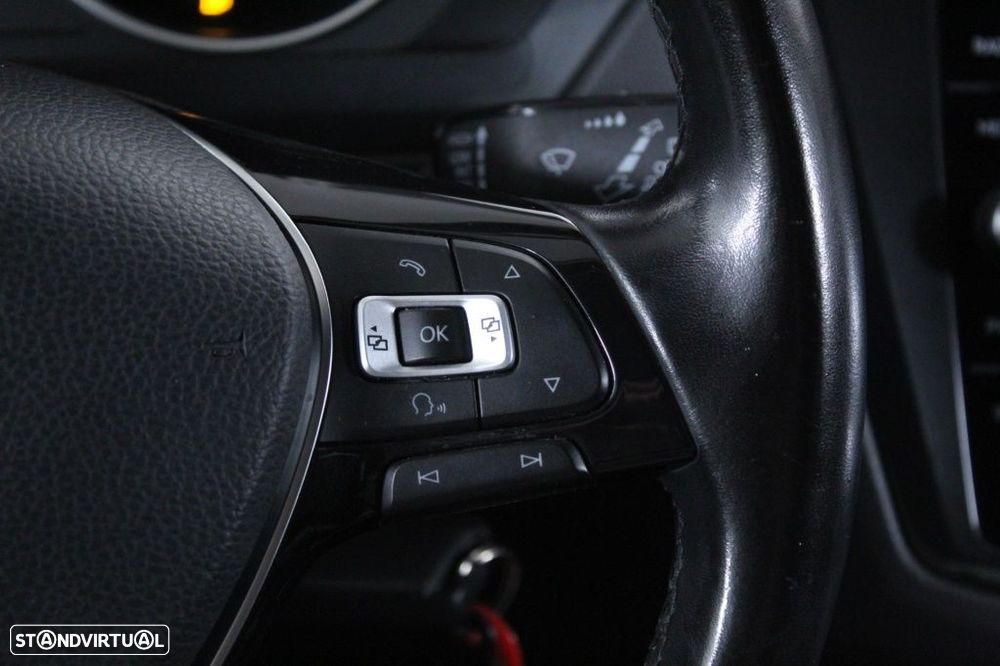 VW Tiguan 1.6 TDI Confortline - 24