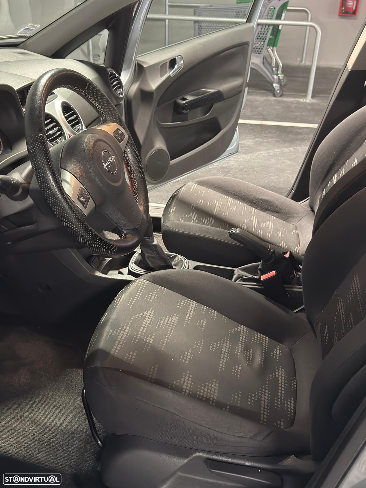 Opel Corsa 1.2 Enjoy - 9