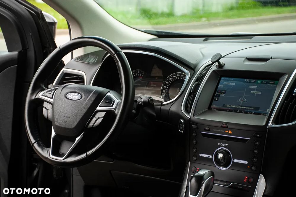 Ford Edge 2.0 TDCi Twin-Turbo 4WD Titanium - 10