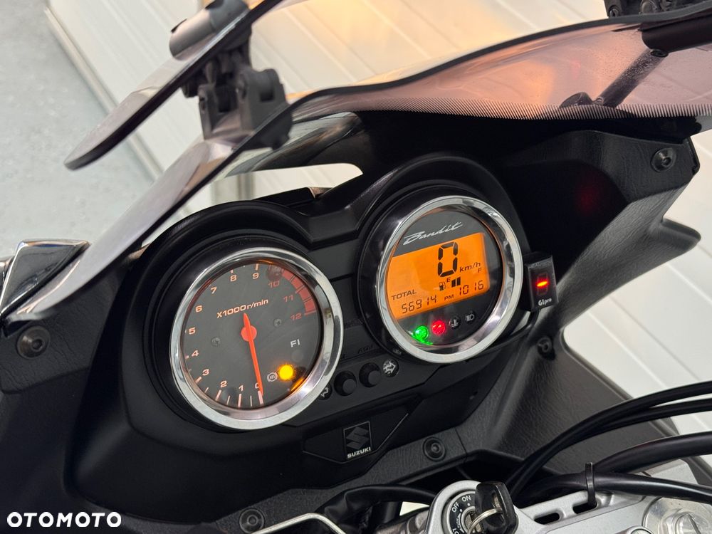 Suzuki GS - 32