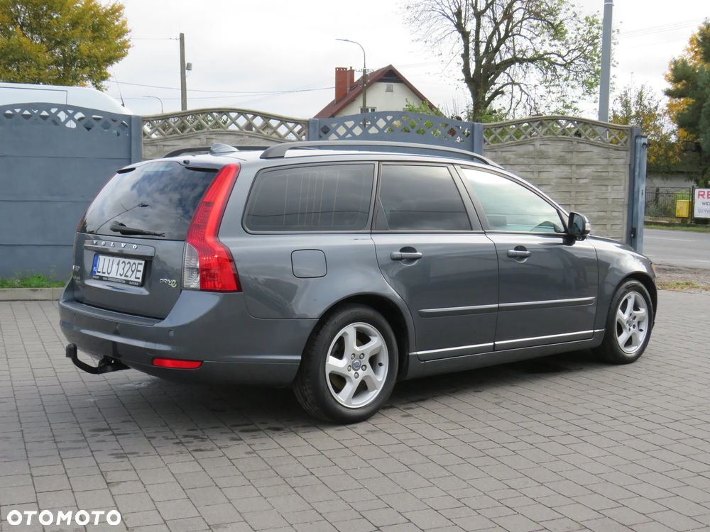 Volvo V50 D2 Momentum Start-Stop - 13