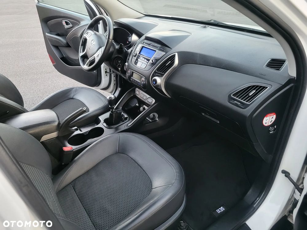 Hyundai ix35 - 14