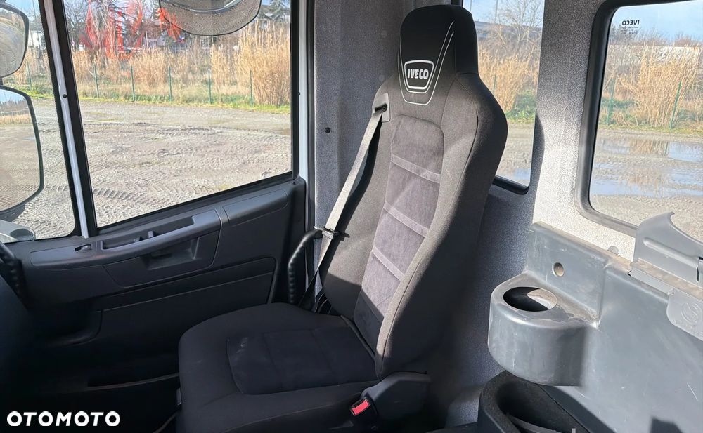 Iveco Stralis 360 6x2 / 50 tys. km / Hakowiec Marell AL20 S55 / oś skrętna - 17