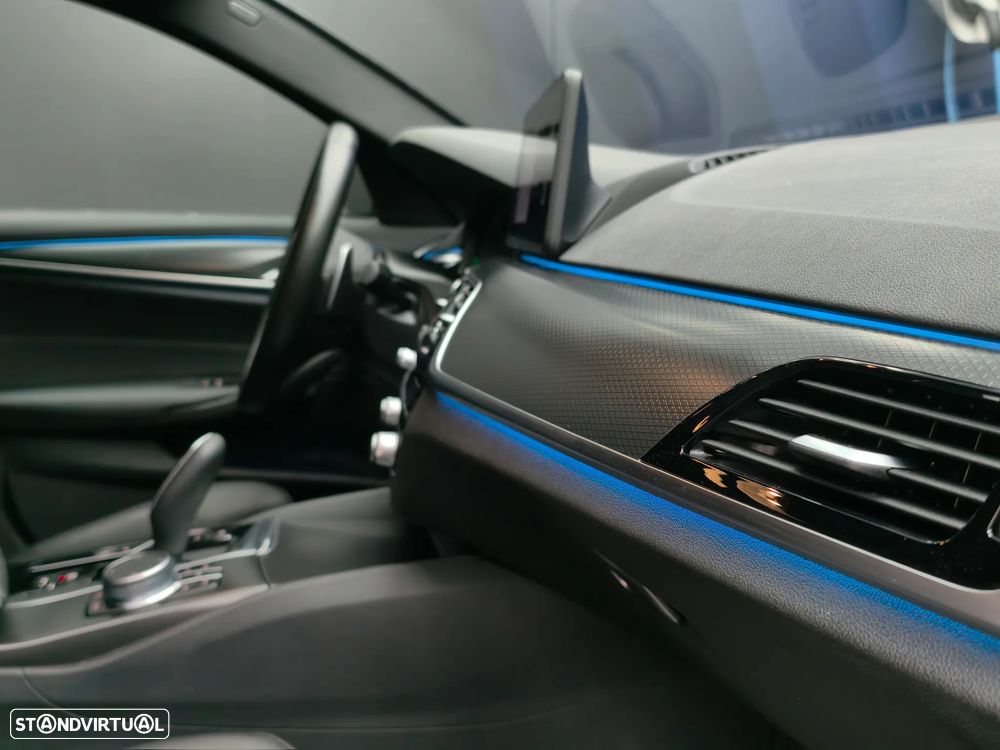 BMW 530 e Pack M - 39
