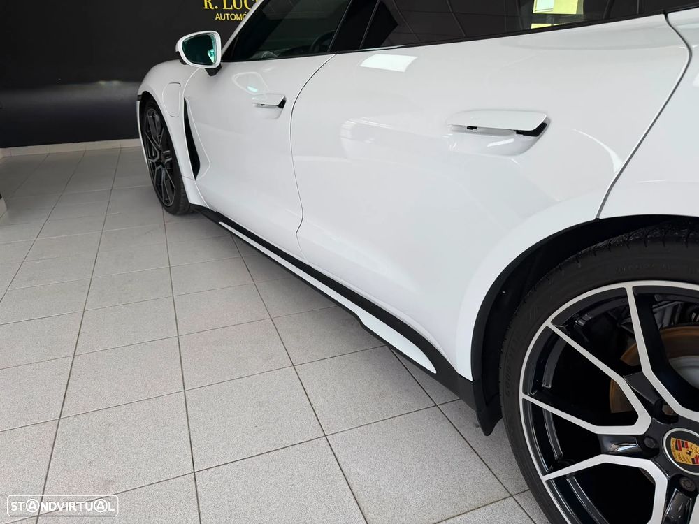 Porsche Taycan Bateria Performance Plus - 9