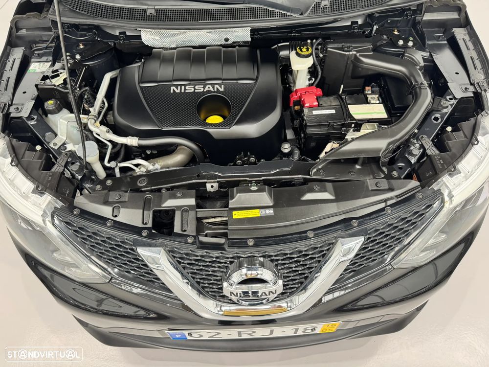 Nissan Qashqai 1.5 dCi N-Connecta 18 - 13