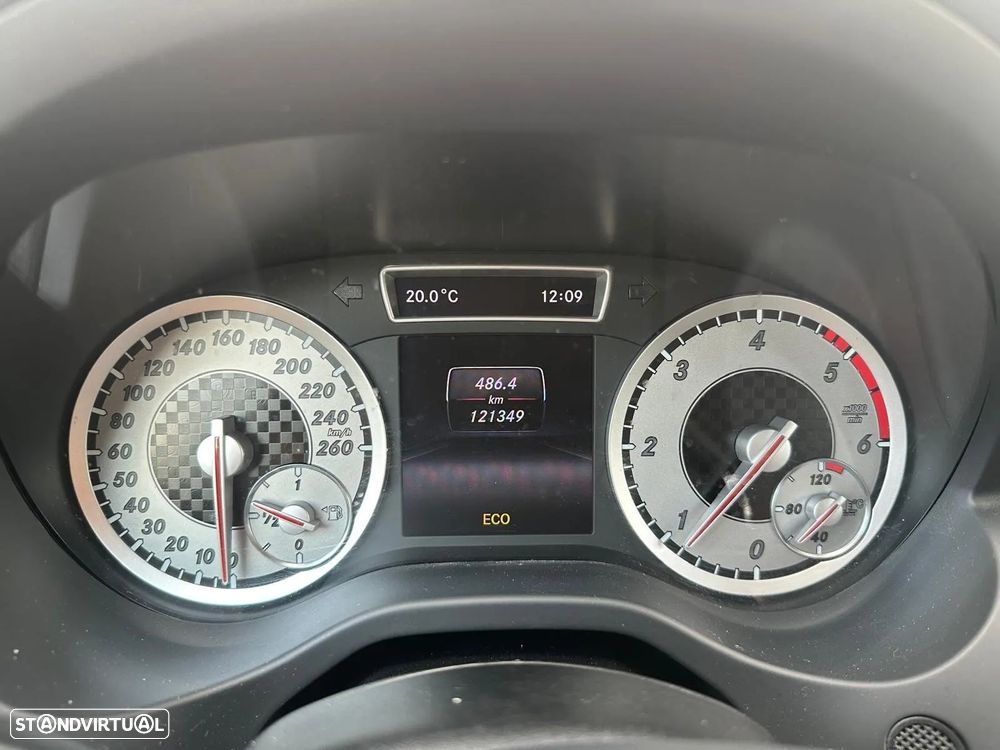 Mercedes-Benz A 180 CDI (BlueEFFICIENCY) - 10