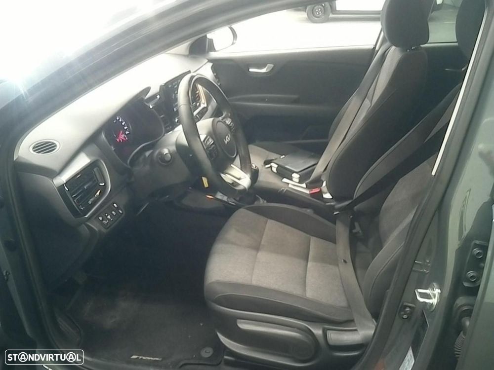 Kia Stonic 1.0 T-GDI Wave - 8