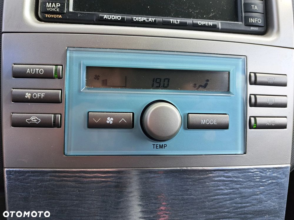 Toyota Corolla Verso 1.8 Sol + 7os - 12