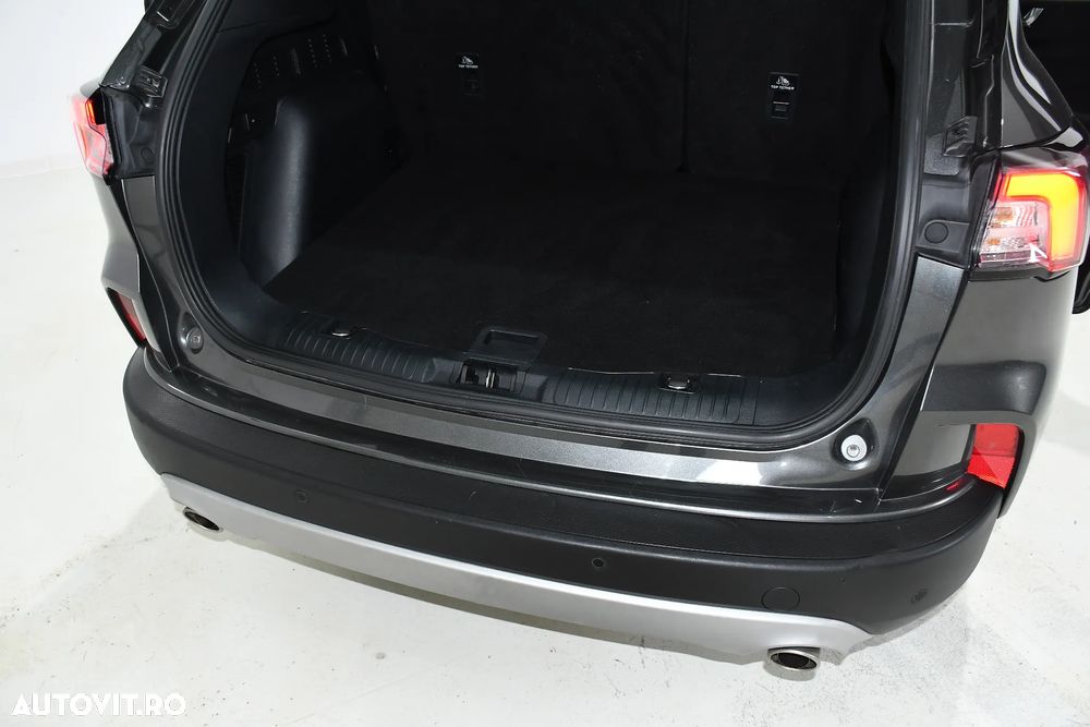 Ford Kuga 2.5 Duratec FHEV TITANIUM - 40