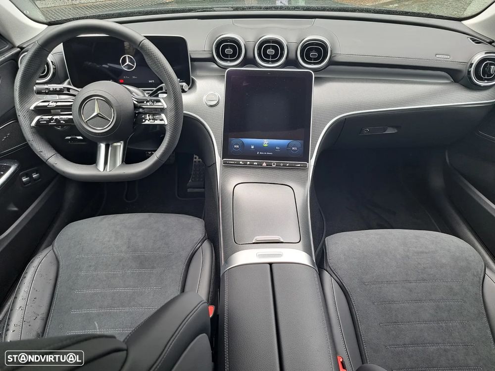 Mercedes-Benz C 300 e T 9G-TRONIC AMG Line - 3