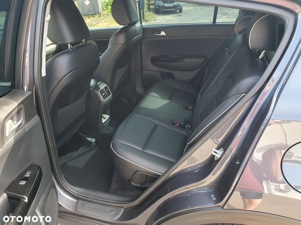 Kia Sportage 1.6 GDI 2WD DREAM-TEAM EDITION - 12