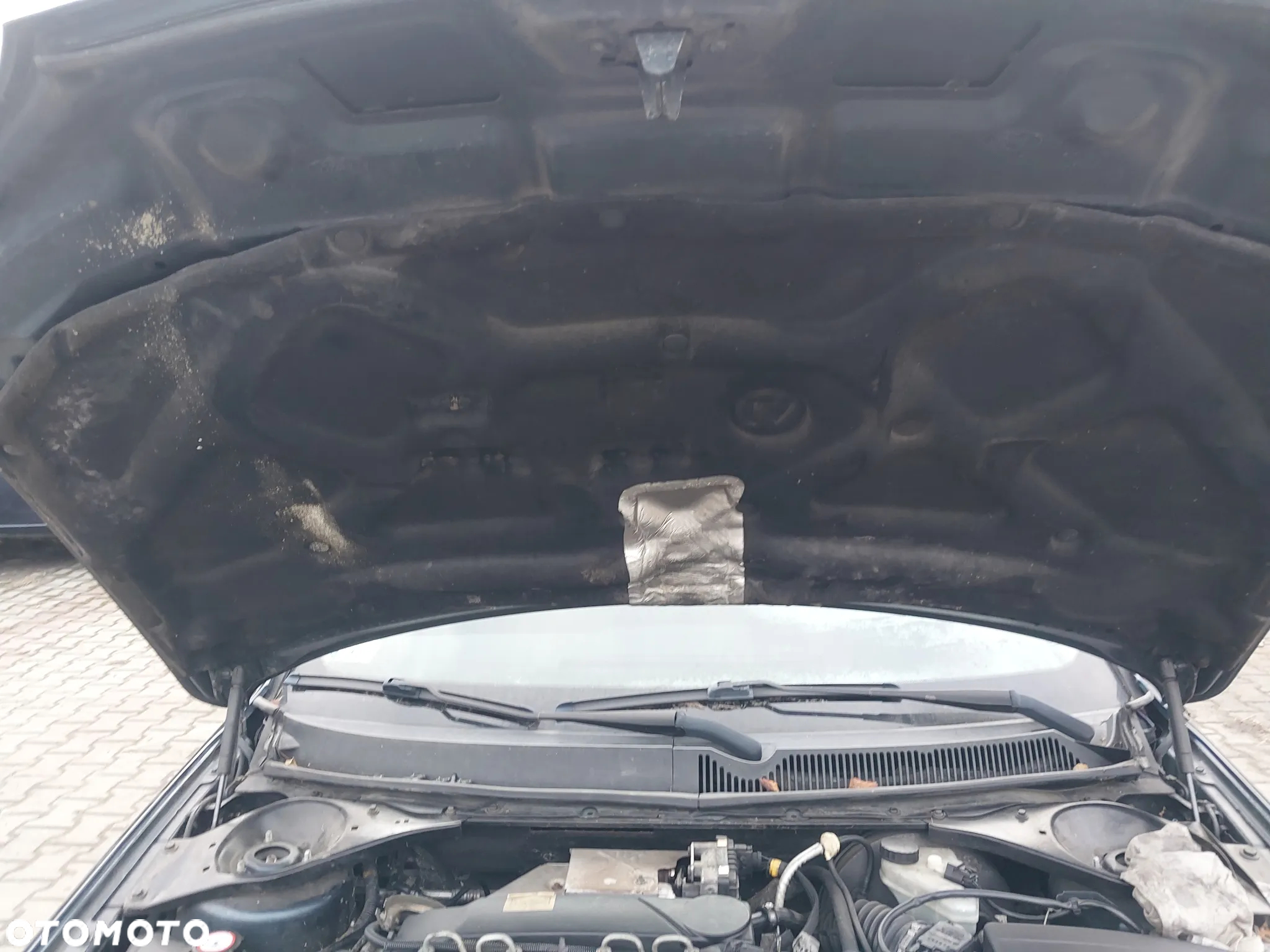 Ford Mondeo Mk3 Lift silnik 2.0 TDCI 125KM skrzynia biegów 6 biegowa zderzak maska klapa drzwi błotnik kod lakieru O3 OCTANE BLUE sanki przód wtryski pompa głowica radio Blaupunkt szyba fotel lampa felgi alternator turbina NA CZĘŚCI Wszystkie Części - 21