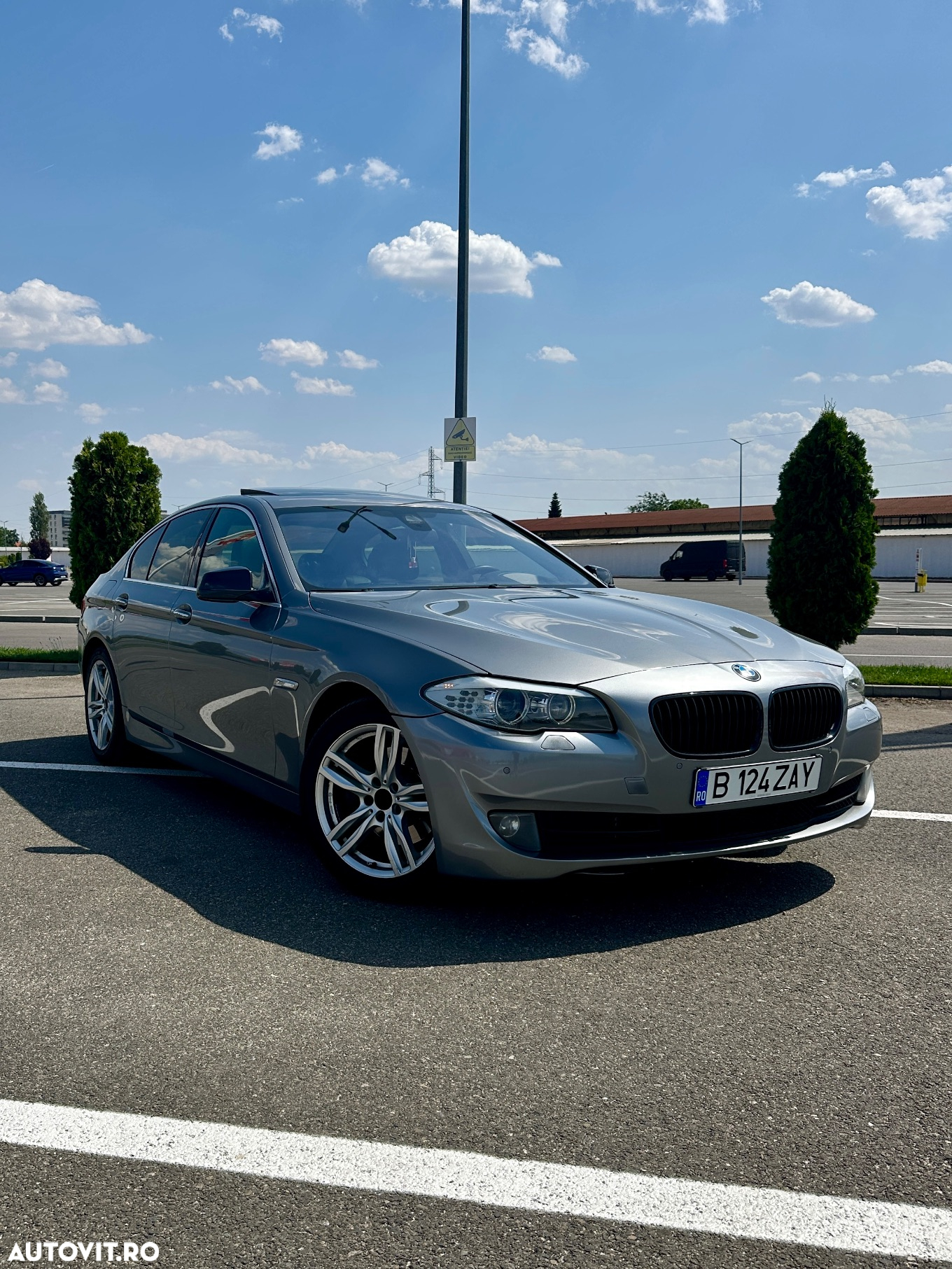 BMW Seria 5 520d - 3