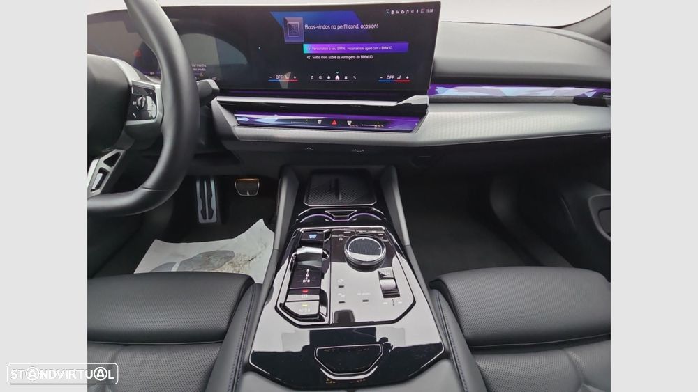 BMW i5 eDrive40 Pack Desportivo M - 12
