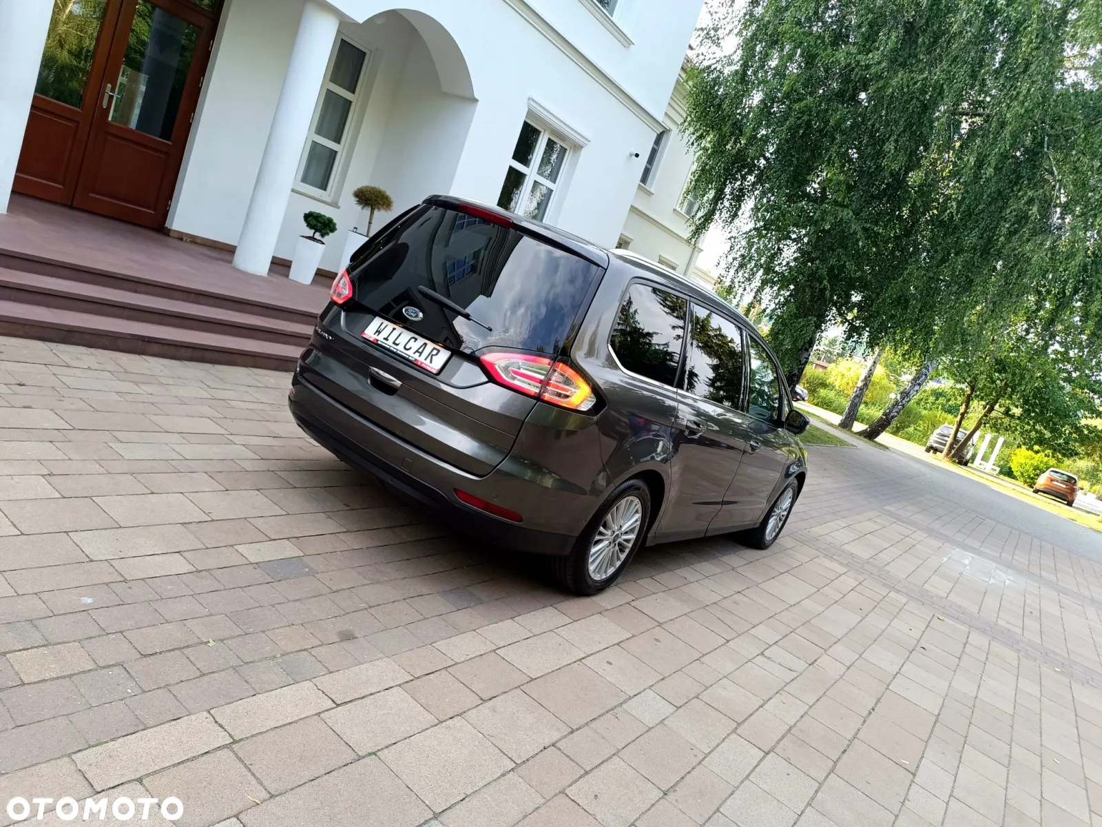 Ford Galaxy 2.0 TDCi Titanium - 12
