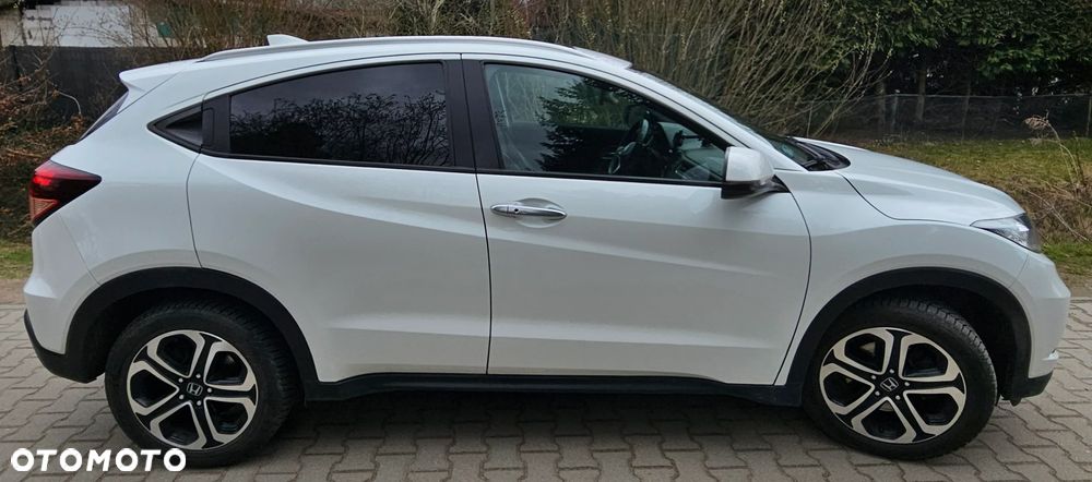 Honda HR-V 1.5 i-VTEC CVT Executive - 2