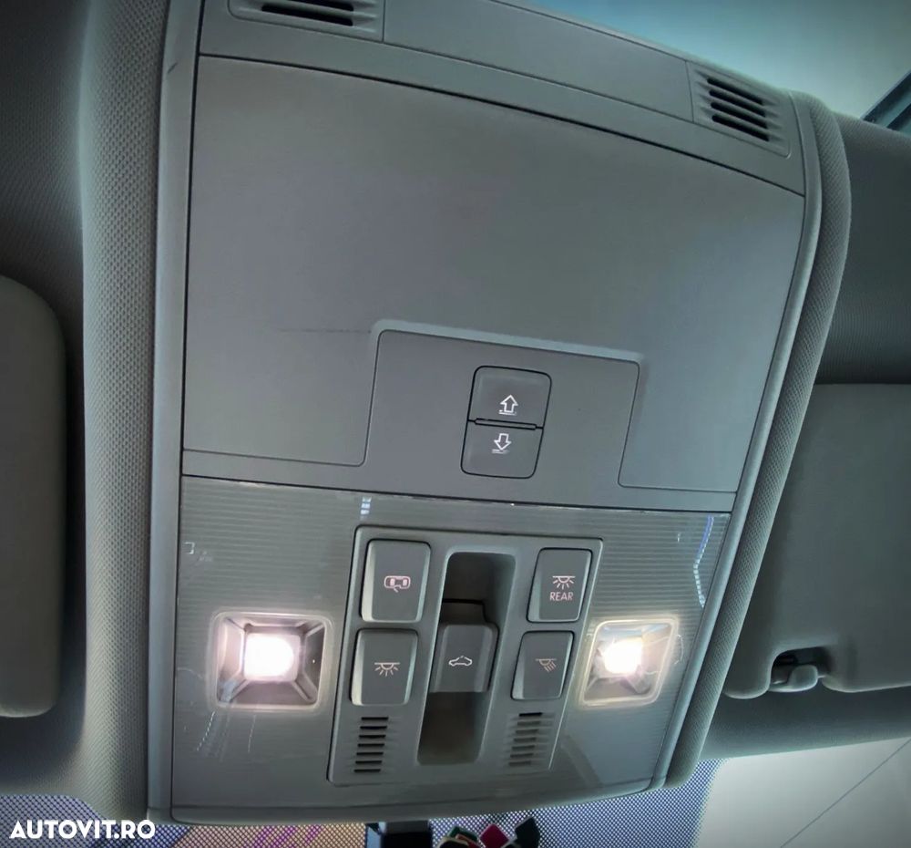 Volkswagen Golf 1.6 TDI DSG Join - 32