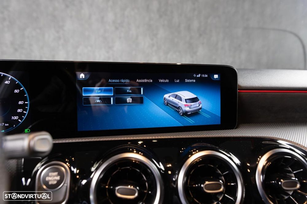 Mercedes-Benz A 250 e 8G-DCT AMG Line - 31