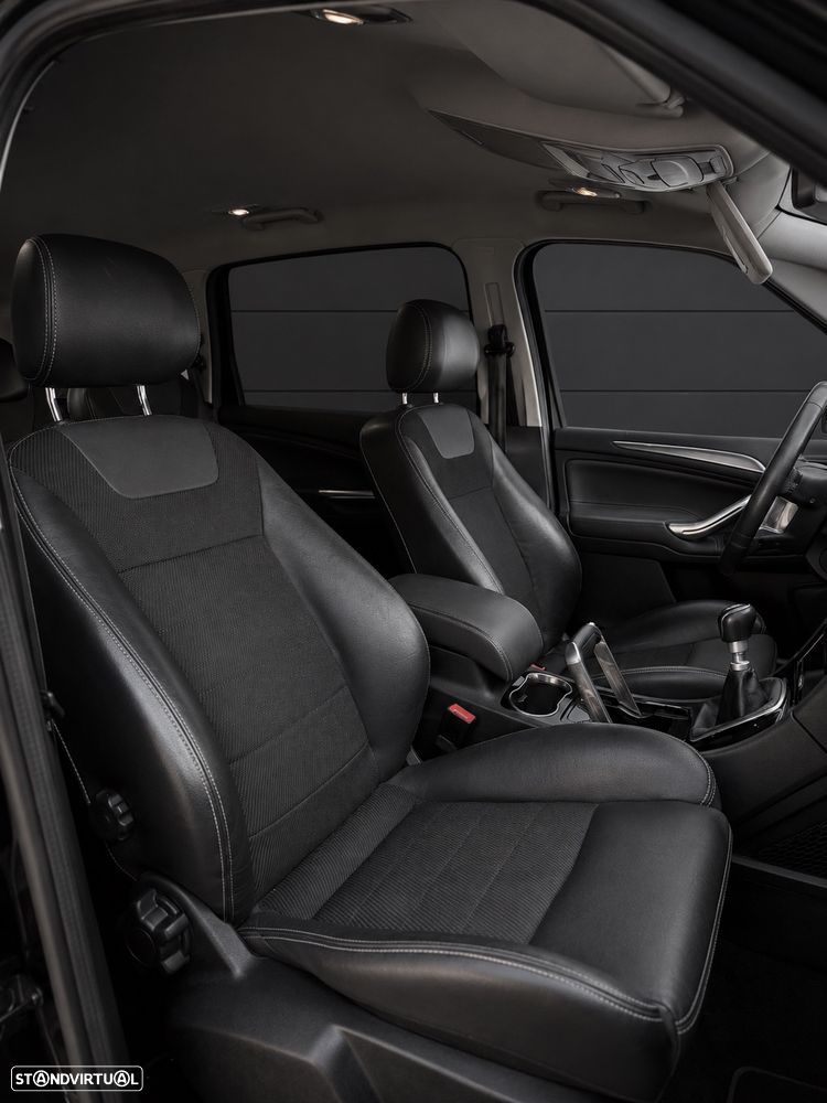 Ford S-Max 2.0 TDCi Trend 7L - 4