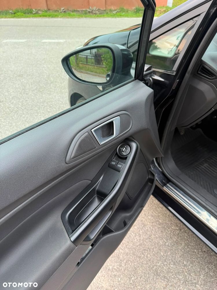 Ford Fiesta 1.6 TDCi Individual - 16