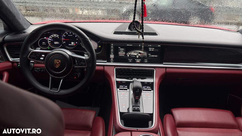 Porsche Panamera - 11
