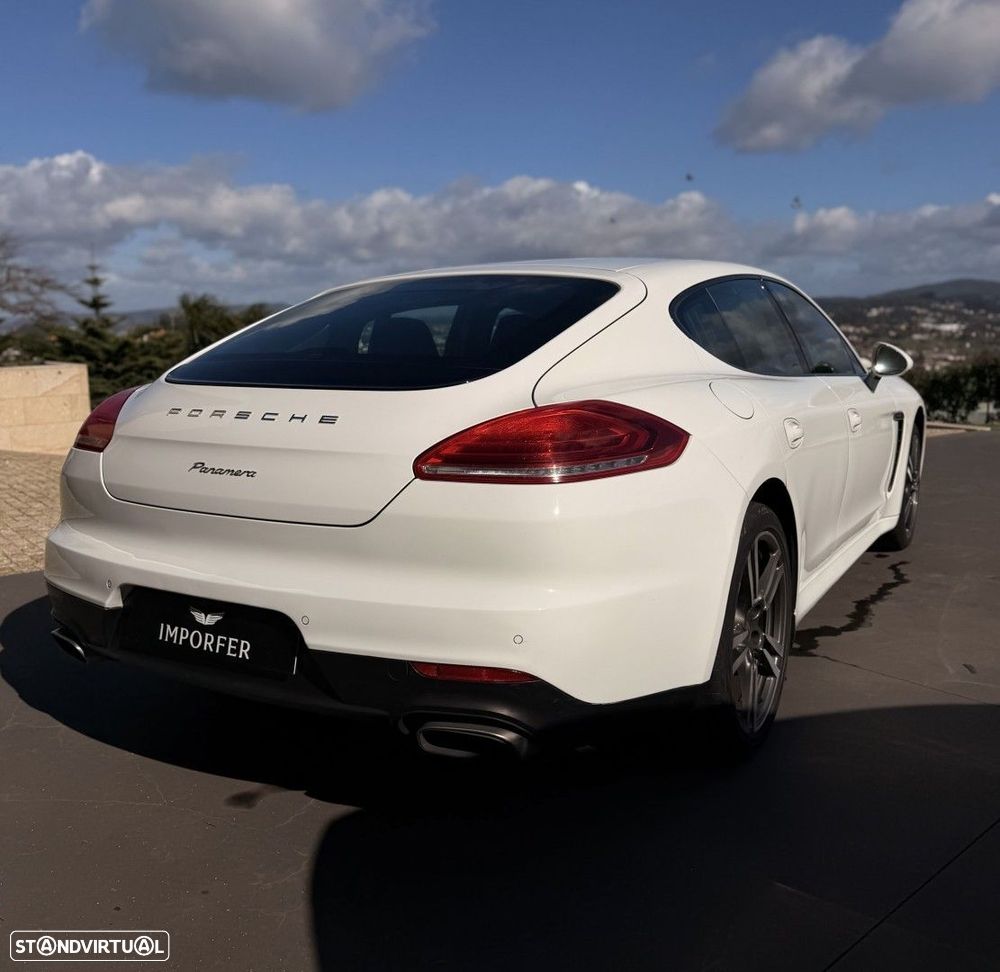 Porsche Panamera Edition - 3